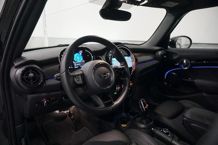 Occasion Mini Cooper Resolute Edition 136 PK (100 kW) 2023 Groen Hatchback