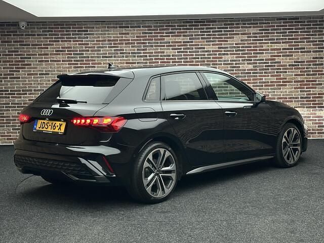 Occasion Audi A3 Sportback Sport 150 PK (110 kW) 2024 Zwart Hatchback