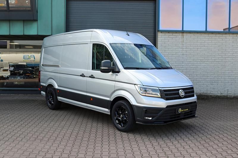 Zilver Occasion 2023 VW Crafter Van | € 47.500 (Duur) - Afbeelding 1/4