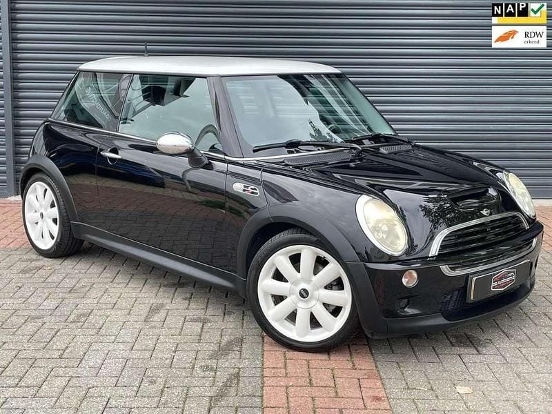 Zwart Gebruikt 2003 Mini Cooper S Chili Hatchback | € 2.750 (Eerlijke prijs) - Afbeelding 1/4