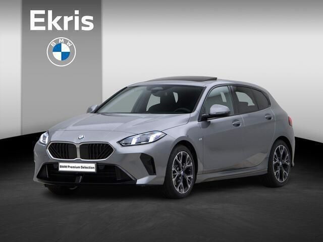Grijs Gebruikt 2024 BMW 120 M Sport Hatchback | € 40.950 - Afbeelding 1/4
