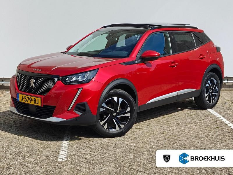 Rood Occasion 2020 Peugeot 2008 Allure SUV | € 16.500 (Iets duurder) - Afbeelding 1/4