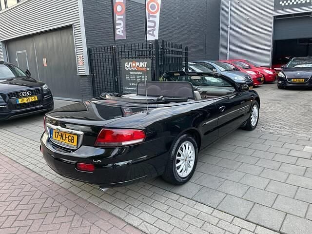 Occasion Chrysler Sebring Cabriolet 203 PK (149 kW) 2003 Zwart Cabriolet