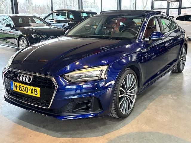 Blauw Occasion 2022 Audi A5 Sportback Proline Hatchback | € 38.445 (Eerlijke prijs) - Afbeelding 1/4