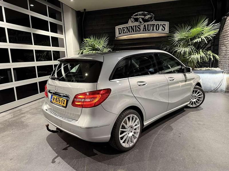 Occasion Mercedes B180 Ambition 123 PK (90 kW) 2012 Grijs MPV