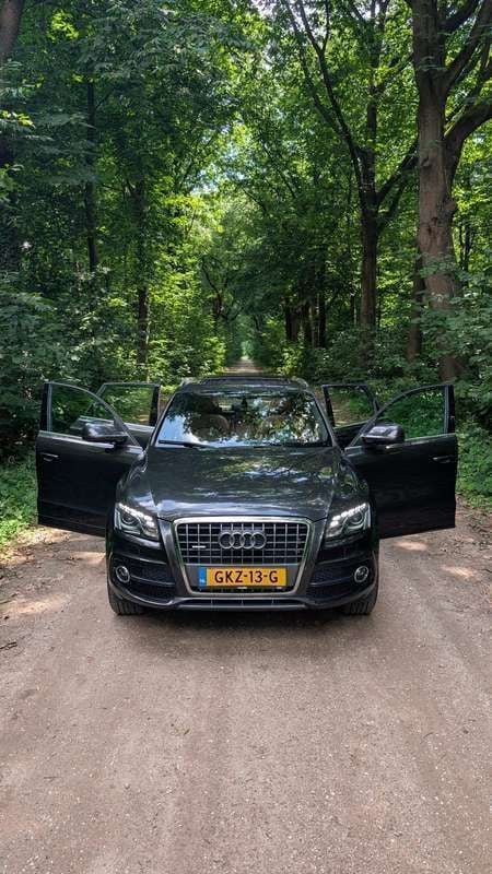 Grijs Gebruikt 2011 Audi Q5 S-Line SUV | € 13.250 (Eerlijke prijs) - Afbeelding 1/4
