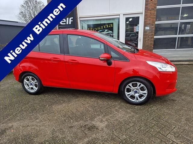 Rood (metallic) Gebruikt 2014 Ford B-MAX Ambiente MPV | € 4.888 (Super prijs) - Afbeelding 1/4