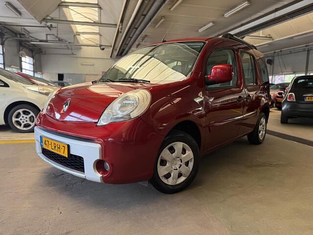 Rood Gebruikt 2010 Renault Kangoo MPV | € 3.950 - Afbeelding 1/4