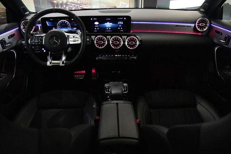 Occasion Mercedes A35 AMG AMG 306 PK (225 kW) 2020 Zwart Hatchback