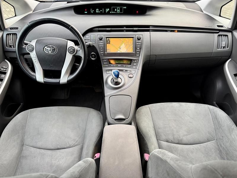 Occasion Toyota Prius 99 PK (72 kW) 2010 Wit Hatchback