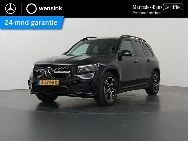 Zwart Occasion 2024 Mercedes GLB180 AMG line SUV | € 57.850 (Duur) - Afbeelding 1/4