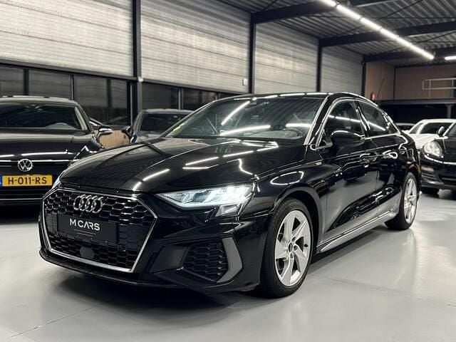 Occasion Audi A3 S-Line 116 PK (85 kW) 2020 Zwart Sedan