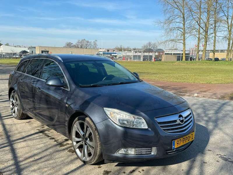 Gebruikt 2011 Opel Insignia Cosmo Stationwagen | € 3.277 (Super prijs) - Afbeelding 1/4