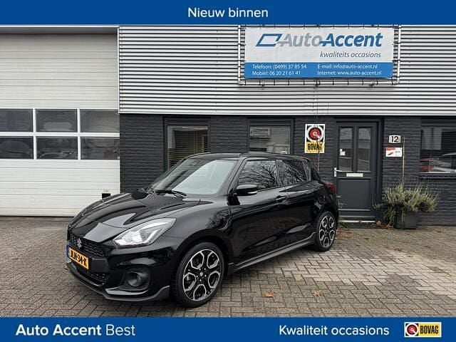 Zwart Gebruikt 2018 Suzuki Swift Sport Hatchback | € 17.888 (Eerlijke prijs) - Afbeelding 1/4