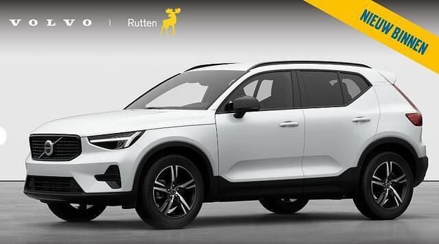 Wit Nieuw 2025 Volvo XC40 Plus SUV | € 56.635 - Afbeelding 1/4