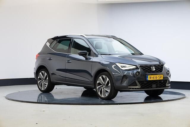 Grijs Occasion 2021 Seat Arona Business SUV | € 20.950 (Eerlijke prijs) - Afbeelding 1/4