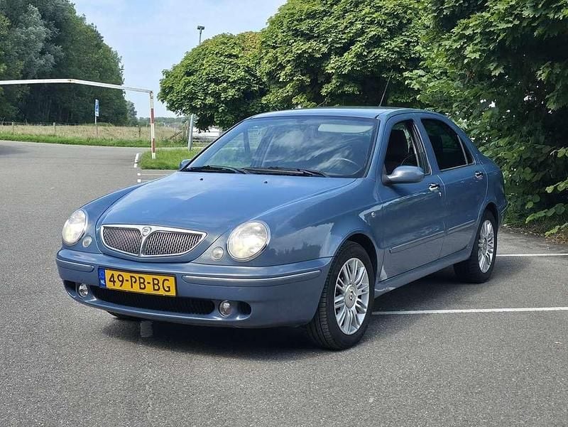 Blauw Gebruikt 2004 Lancia Lybra Sedan | € 2.100 - Afbeelding 1/4