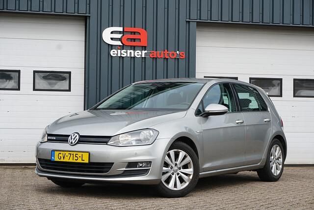 Grijs Gebruikt 2015 VW Golf VII Comfortline Hatchback | € 5.949 (Eerlijke prijs) - Afbeelding 1/4