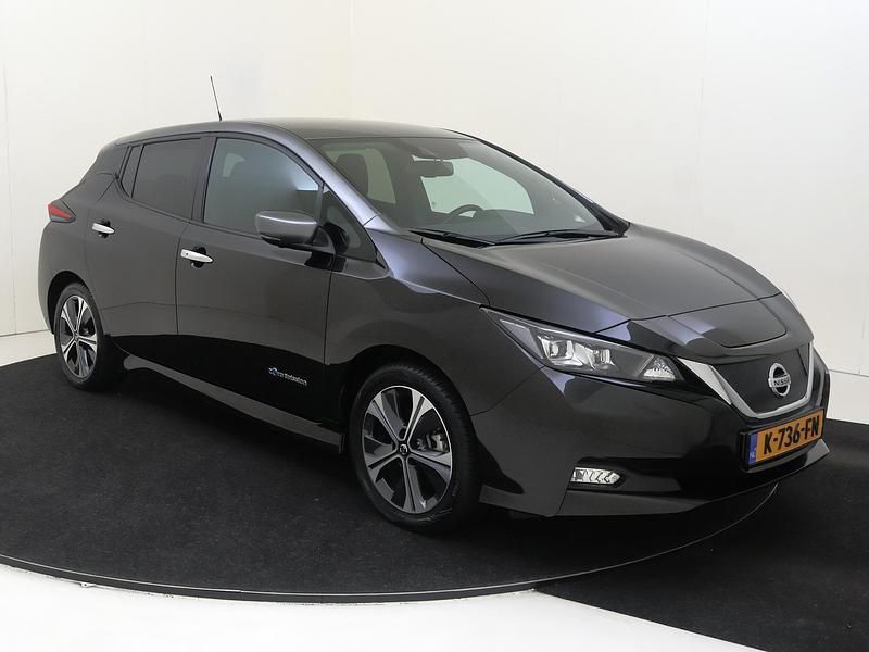 Occasion Nissan Leaf Tekna 110 kW (150 PK) 2020 Zwart Hatchback
