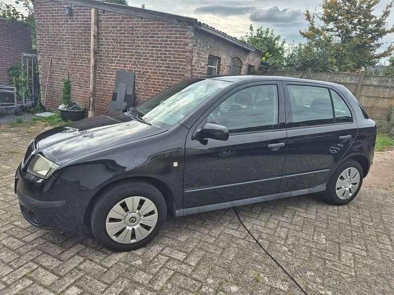 Zwart Occasion 2006 Skoda Fabia Hatchback | € 1.000 (Eerlijke prijs) - Afbeelding 1/4