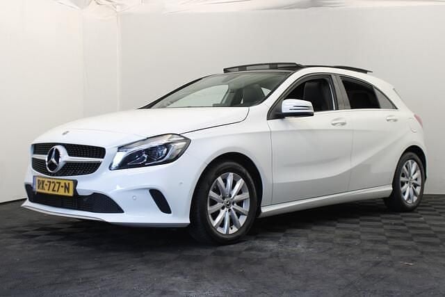 Wit Gebruikt 2017 Mercedes A160 Ambition Hatchback | € 13.450 (Iets duurder) - Afbeelding 1/4