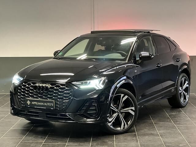 Zwart Occasion 2021 Audi Q3 Sportback S-Line SUV | € 44.990 (Goede deal) - Afbeelding 1/4