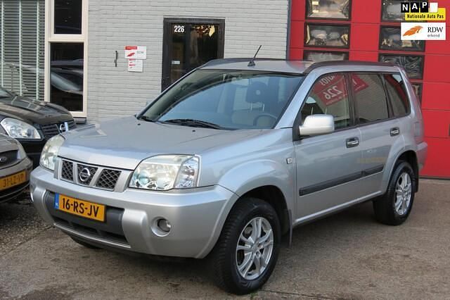 Grijs Gebruikt 2005 Nissan X-Trail Comfort SUV | € 1.999 - Afbeelding 1/4