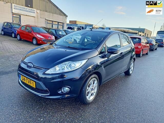 Zwart Gebruikt 2012 Ford Fiesta Titanium Hatchback | € 4.250 (Goede deal) - Afbeelding 1/4
