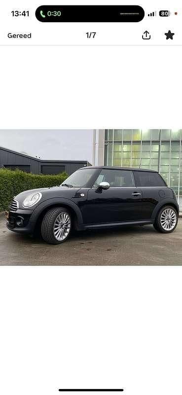 Zwart Gebruikt 2011 Mini ONE Hatchback | € 5.200 (Iets duurder) - Afbeelding 1/4