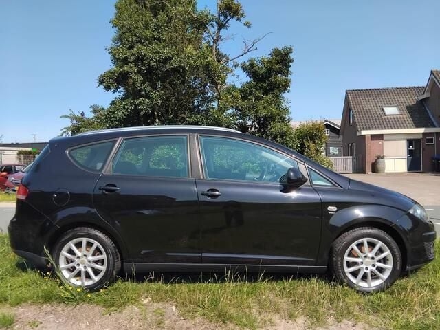 Occasion Seat Altea XL Reference 125 PK (91 kW) 2010 Zwart MPV