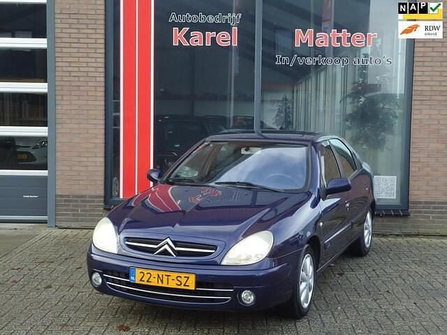 Blauw Occasion 2004 Citroën Xsara Hatchback | € 1.295 (Eerlijke prijs) - Afbeelding 1/4