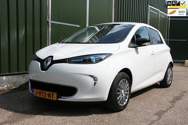 Wit Gebruikt 2015 Renault Zoe Zen Hatchback | € 4.250 (Super prijs) - Afbeelding 1/4