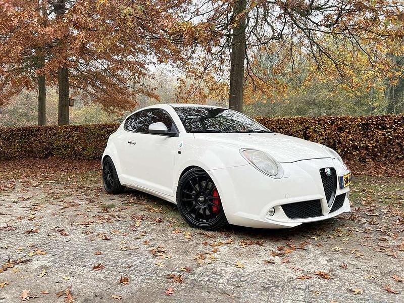 Gebruikt 2010 Alfa Romeo MiTo Quadrifoglio Verde Hatchback | € 5.700 - Afbeelding 1/4