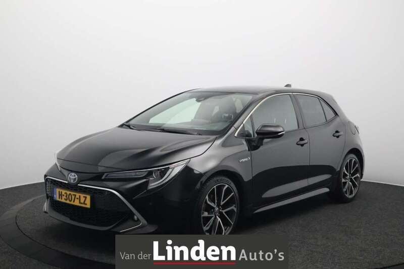 Zwart Gebruikt 2020 Toyota Corolla Executive Hatchback | € 21.950 (Eerlijke prijs) - Afbeelding 1/4