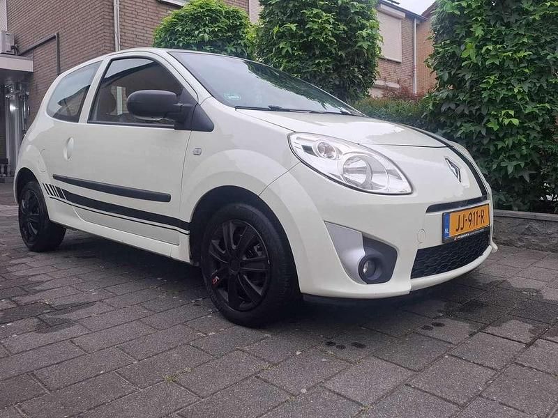 Wit Occasion 2010 Renault Twingo Hatchback | € 1.995 (Eerlijke prijs) - Afbeelding 1/4