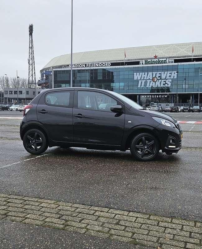 Occasion Peugeot 108 Active 69 PK (50 kW) 2018 Zwart Sedan