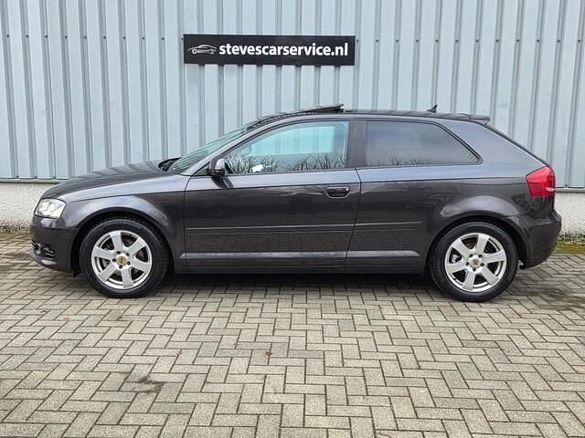 Occasion Audi A3 Attraction 125 PK (91 kW) 2008 Grijs (metallic) Hatchback