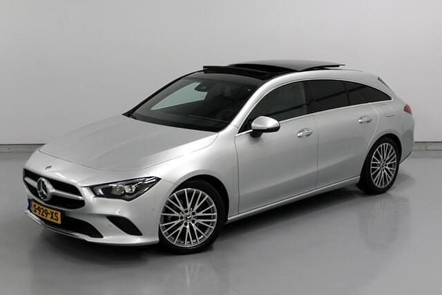 Occasion Mercedes CLA180 Shooting Brake Luxury 136 PK (100 kW) 2023 Grijs (metallic) Stationwagen