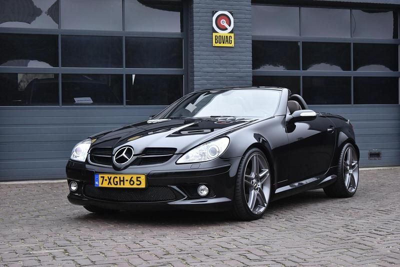 Zwart Occasion 2014 Mercedes SLK200 AMG Cabriolet | € 9.950 - Afbeelding 1/4