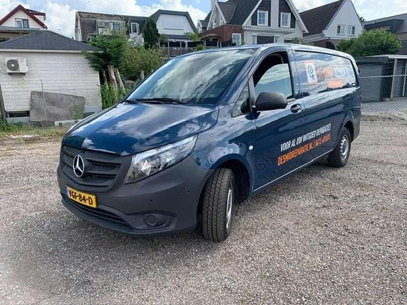 Blauw Gebruikt 2020 Mercedes Vito MPV | € 11.699 (Super prijs) - Afbeelding 1/4