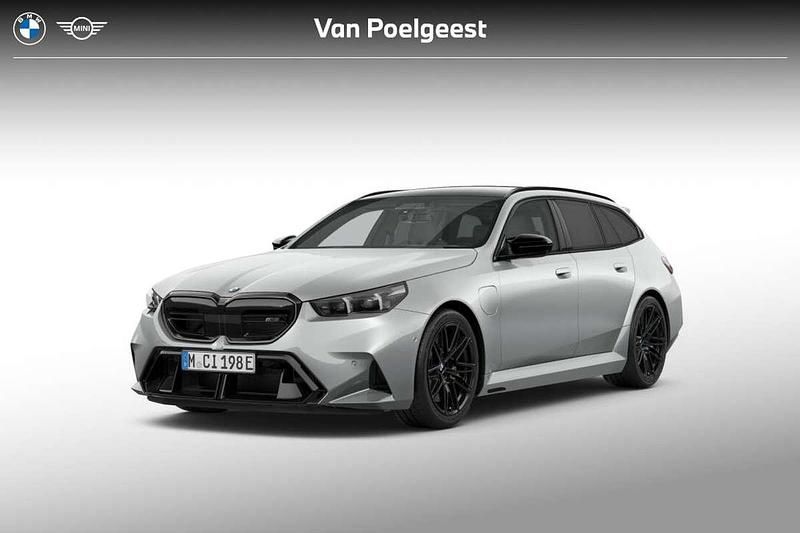 Bmw individual space silver metallic Nieuw 2025 BMW M5 Comfort Edition Stationwagen | € 174.508 (Iets duurder) - Afbeelding 1/4