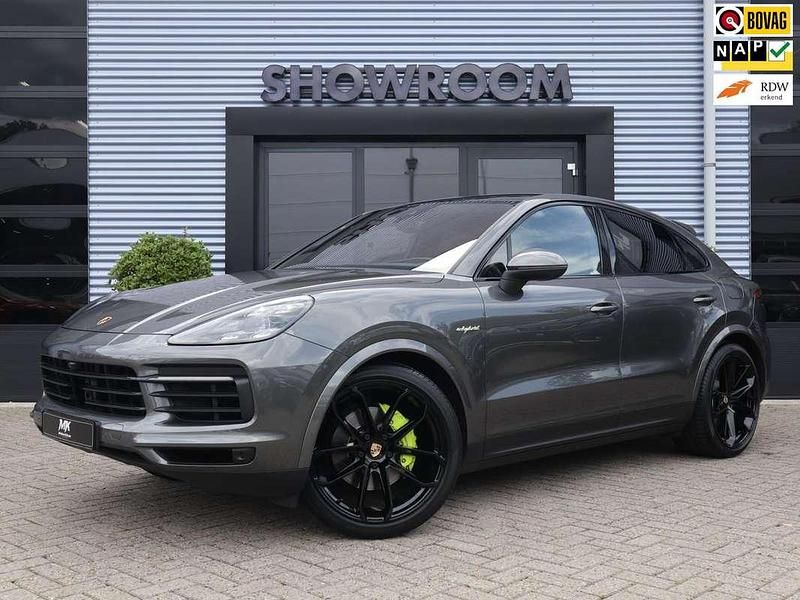 Grijs Gebruikt 2019 Porsche Cayenne SUV | € 79.900 (Duur) - Afbeelding 1/4