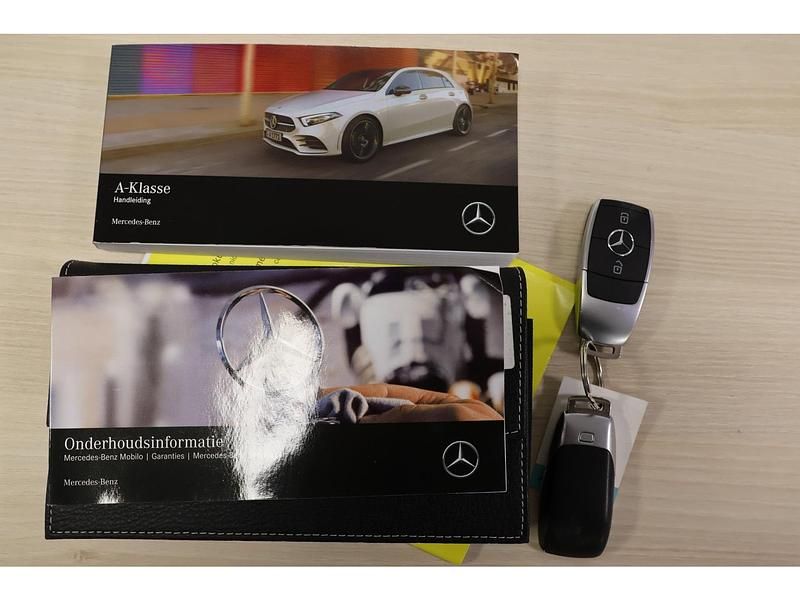 Occasion Mercedes A250 Business 161 PK (118 kW) 2021 Zwart Hatchback