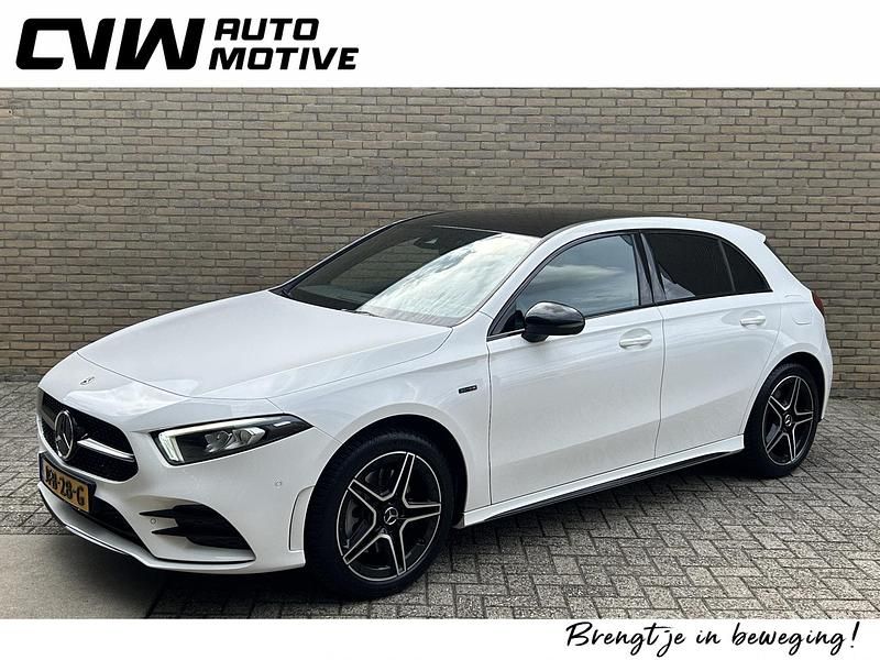 Wit Gebruikt 2021 Mercedes A250 Business Hatchback | € 26.900 (Super prijs) - Afbeelding 1/4