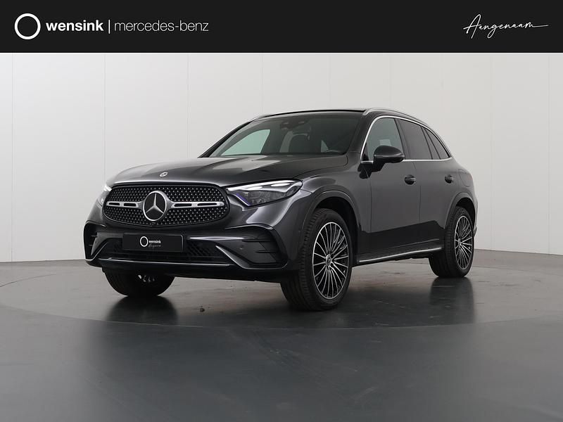 Grijs Gebruikt 2023 Mercedes GLC300e AMG line SUV | € 63.850 (Eerlijke prijs) - Afbeelding 1/4