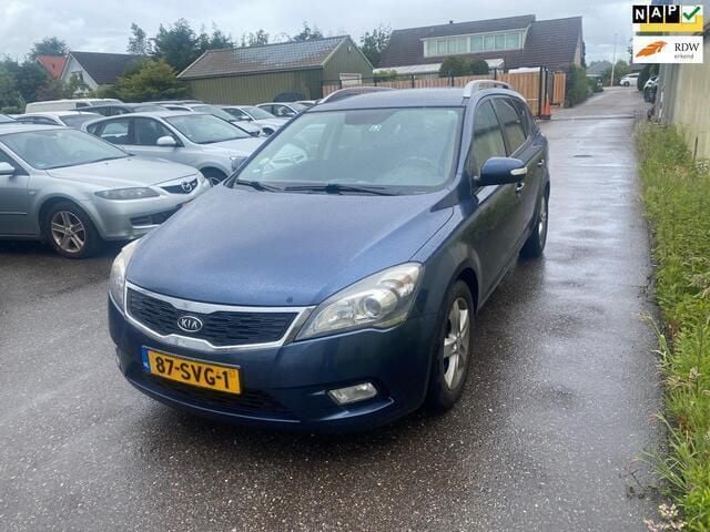Blauw Gebruikt 2011 Kia Ceed Stationwagen | € 2.450 (Duur) - Afbeelding 1/4