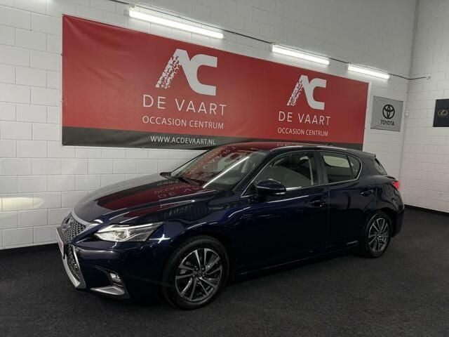 Occasion Lexus CT200h 99 PK (72 kW) 2021 Blauw Hatchback