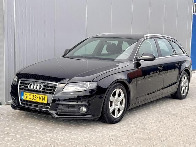 Zwart Gebruikt 2009 Audi A4 Business Stationwagen | € 7.790 (Eerlijke prijs) - Afbeelding 1/4