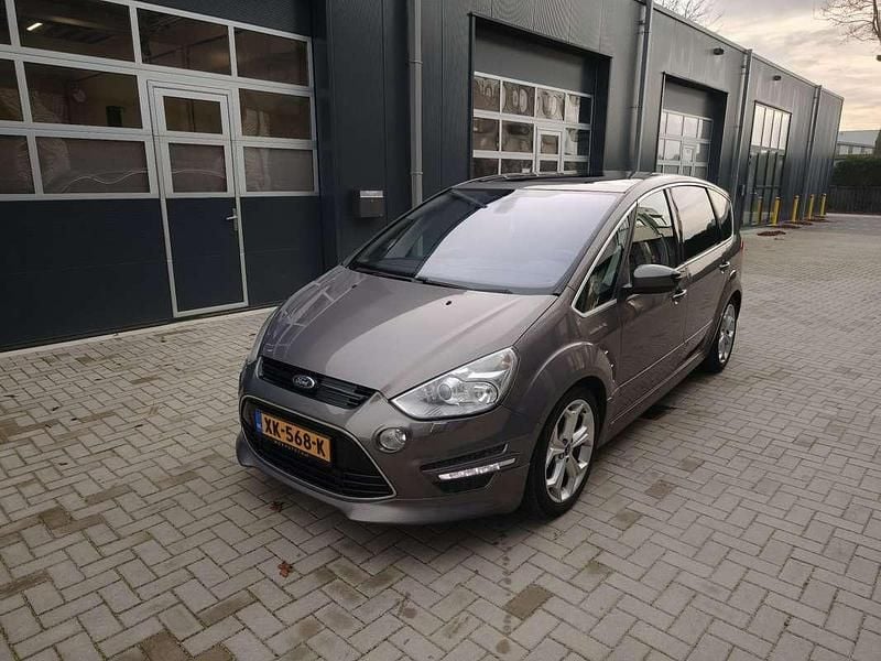 Bruin Occasion 2011 Ford S-MAX ST-Line MPV | € 8.999 (Eerlijke prijs) - Afbeelding 1/4