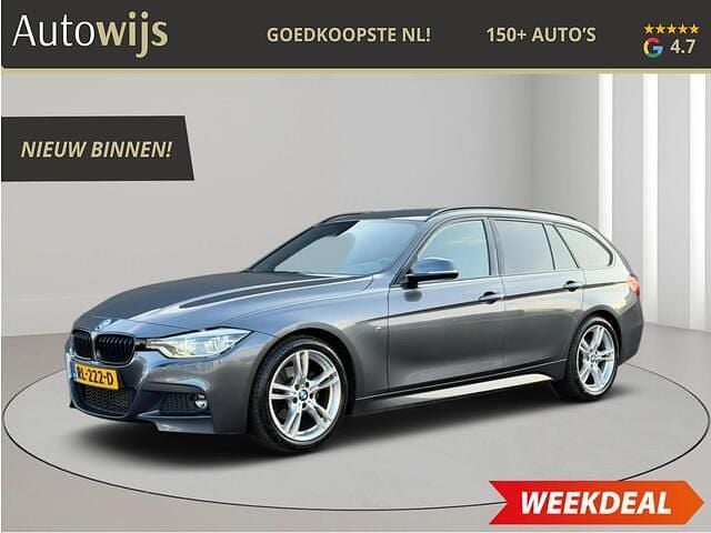 Grijs Occasion 2017 BMW 318 Executive Stationwagen | € 15.895 (Eerlijke prijs) - Afbeelding 1/4